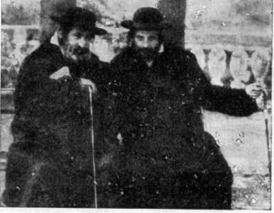 Rabbi Avraham Chaim Horowitz of Plonsk (left) with Rabbi Avraham of Keniaynitch-Seratine zt'l